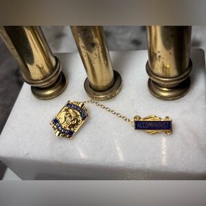 Gold and Blue Accompanist Band Clarinet Lapel Pin